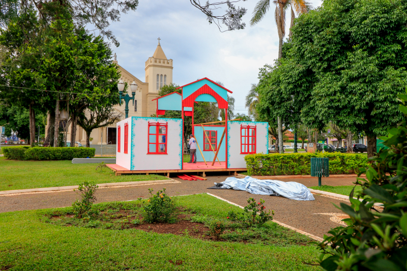 Decoração natalina será lançada nesta terça (8)