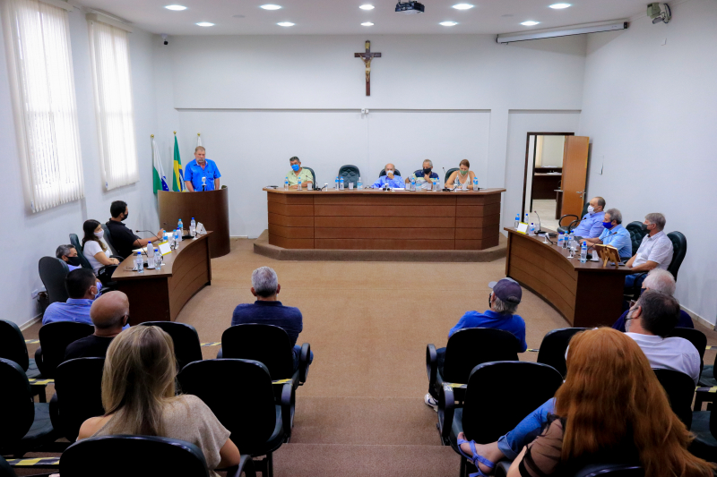 Câmara aprova a compra de vacinas contra a Covid-19 pela Prefeitura de Tibagi direto com fabricantes