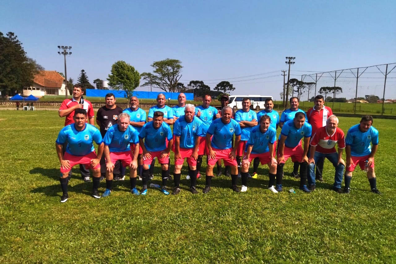 Tibagi é campeão regional do Paraná Bom de Bola no master 50+