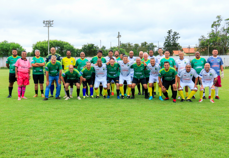 Futshow em Tibagi reuniu craques por uma boa causa