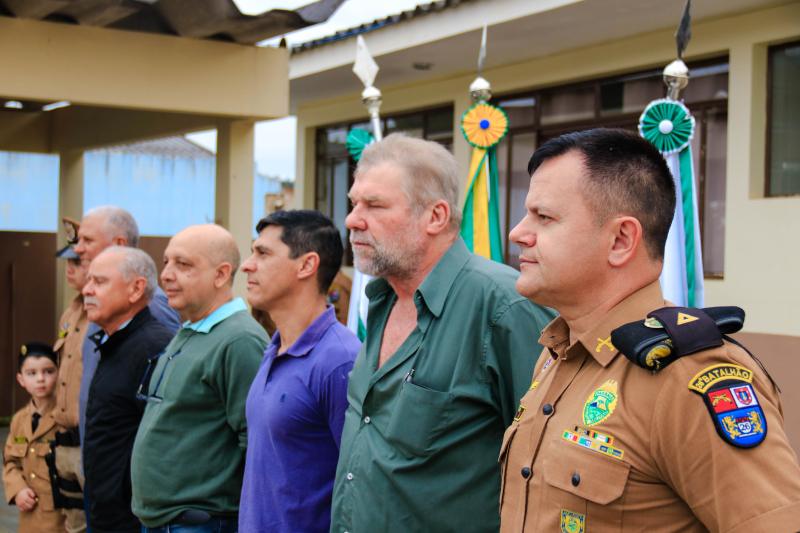 Prefeito de Tibagi participa do 1º encontro de veteranos da PM do município