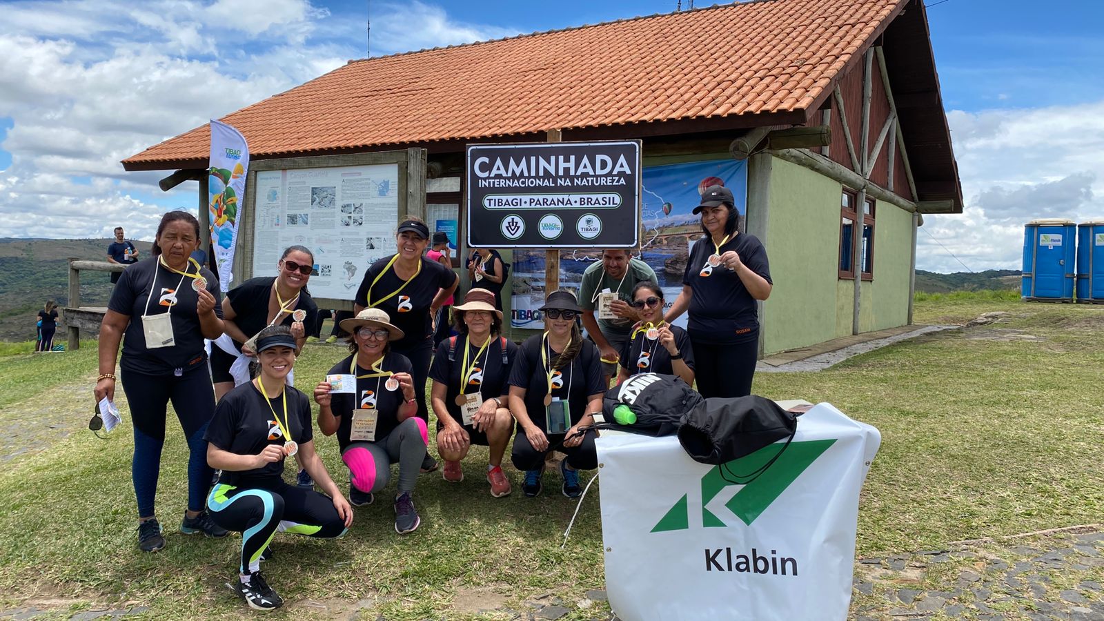 Caminhada Internacional na Natureza de Tibagi reúne diversas pessoas do Paraná e do mundo 