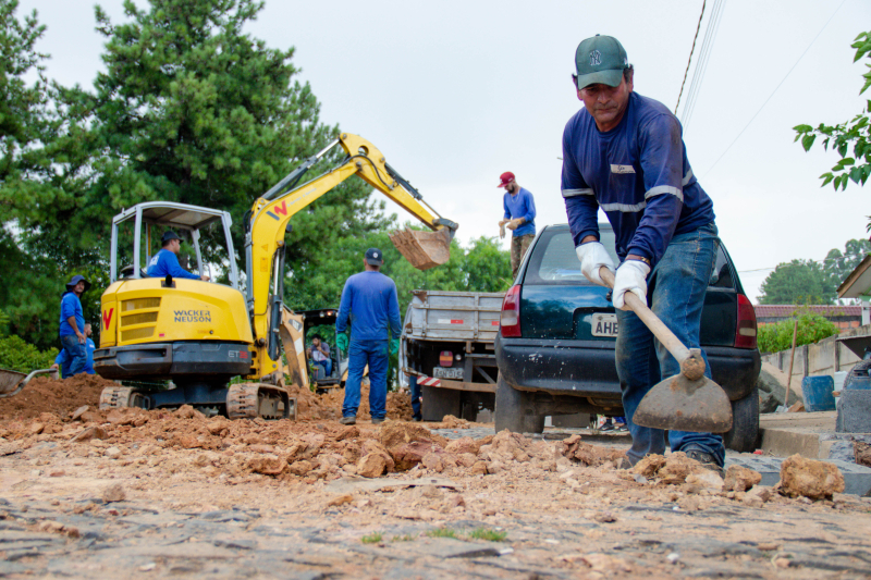 Prefeitura de Tibagi inicia pavimentação no São José