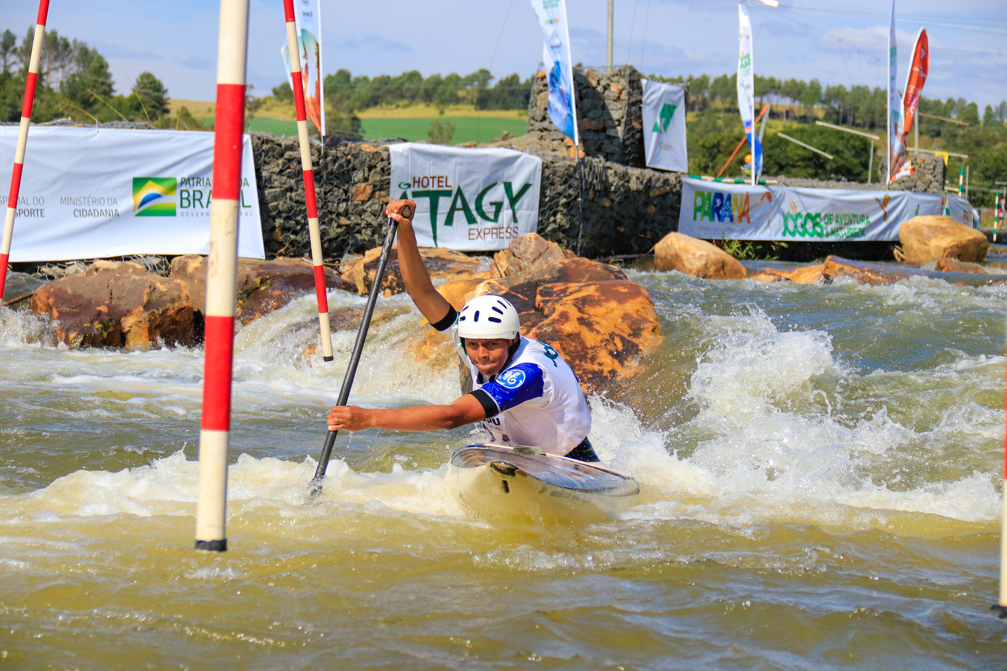 SEXTA! Tibagi recebe o Campeonato Brasileiro de Canoagem Slalom e Copa do Brasil de Caiaque Cross