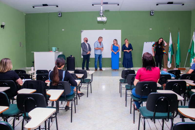 Prefeito de Tibagi participa de capacitação para o Sistema de Garantia de Direitos de Crianças e Adolescentes