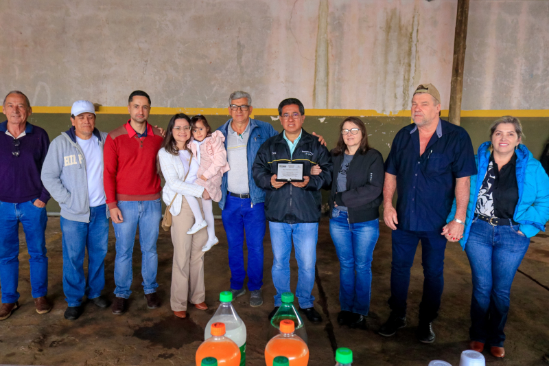 Servidores do Pátio de Máquinas de Tibagi homenageiam José Ivonilson Carneiro, o Ivo, em café da manhã especial