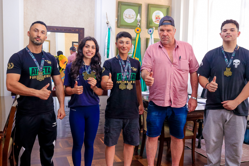 Atletas de Tibagi conquistam seis ouros no Campeonato Paranaense de Powerlifting